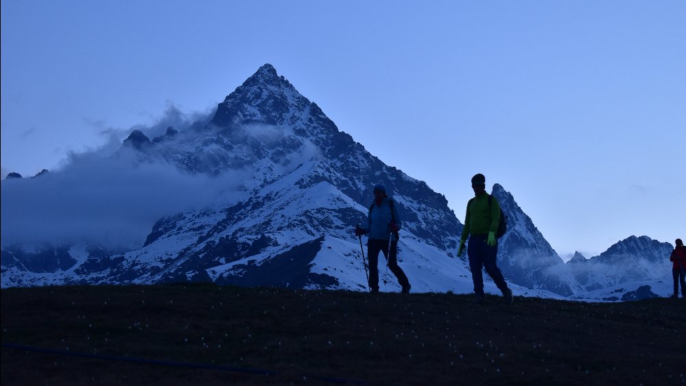 MONVISO AL TRAMONTO & LUNA DEL LUPO